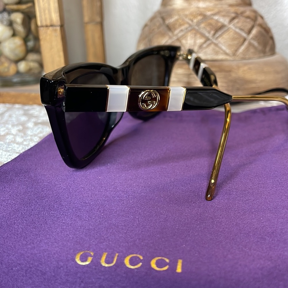 Authentic NWOT GUCCI Sunglasses - Picture 4 of 8